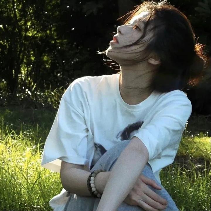 王府继兄宠我如宝，亲哥却后悔了